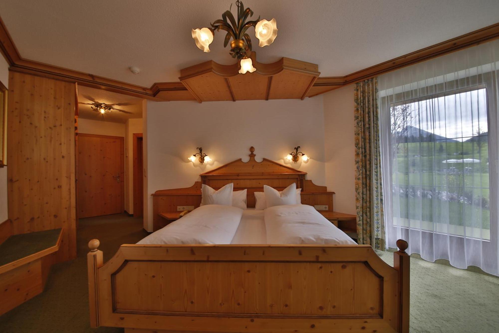 Romantik Resort & Spa Der Laterndl Hof Haldensee Pokoj fotografie